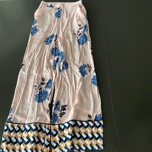 Forever 21 Contemporary Floral Pants